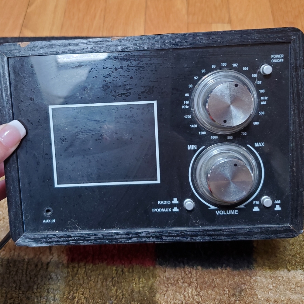 VINTAGE IPOD DOCKING ALARM CLOCK!
